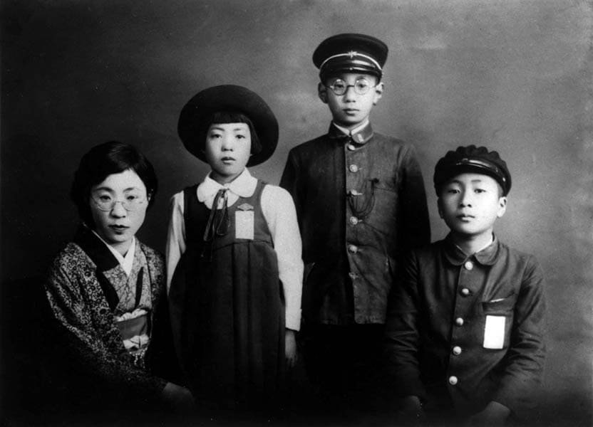 Osamu Tezuka y su familia