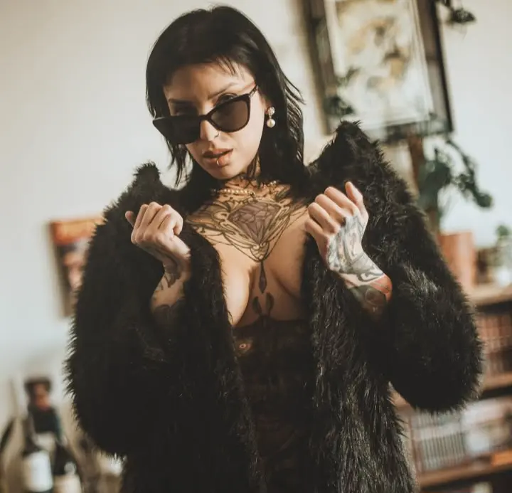 Waifu popular cosplayer otaku argentina misato sexi